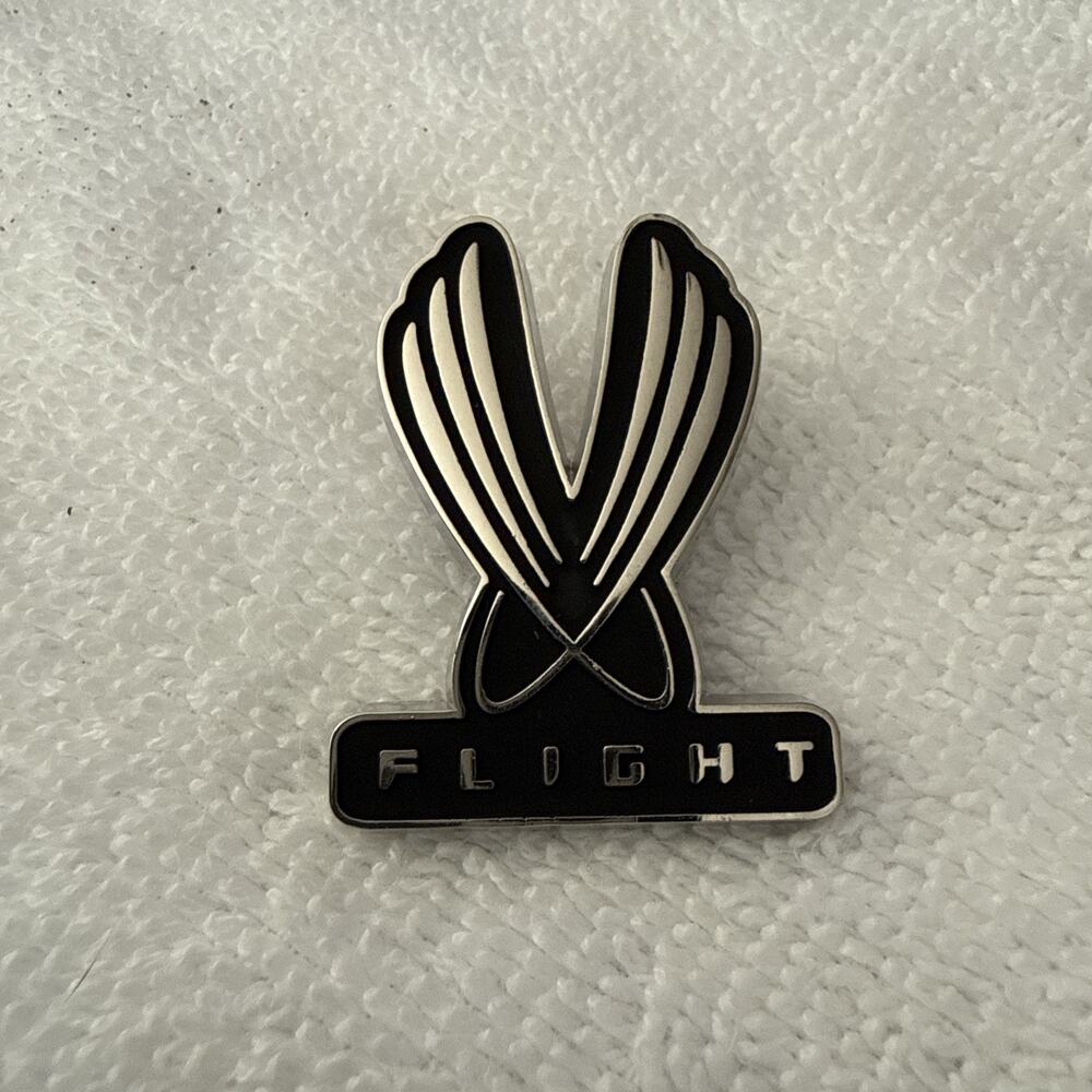 Rare 2001 Nike Flight Logo Lapel Pin Promo Advertisement Basketball Merch 1.5”